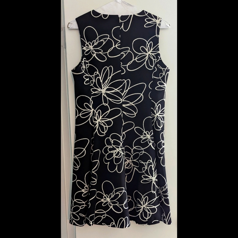 DKNY Sleeveless Fit and Flare Dress - Picture 5 of 5